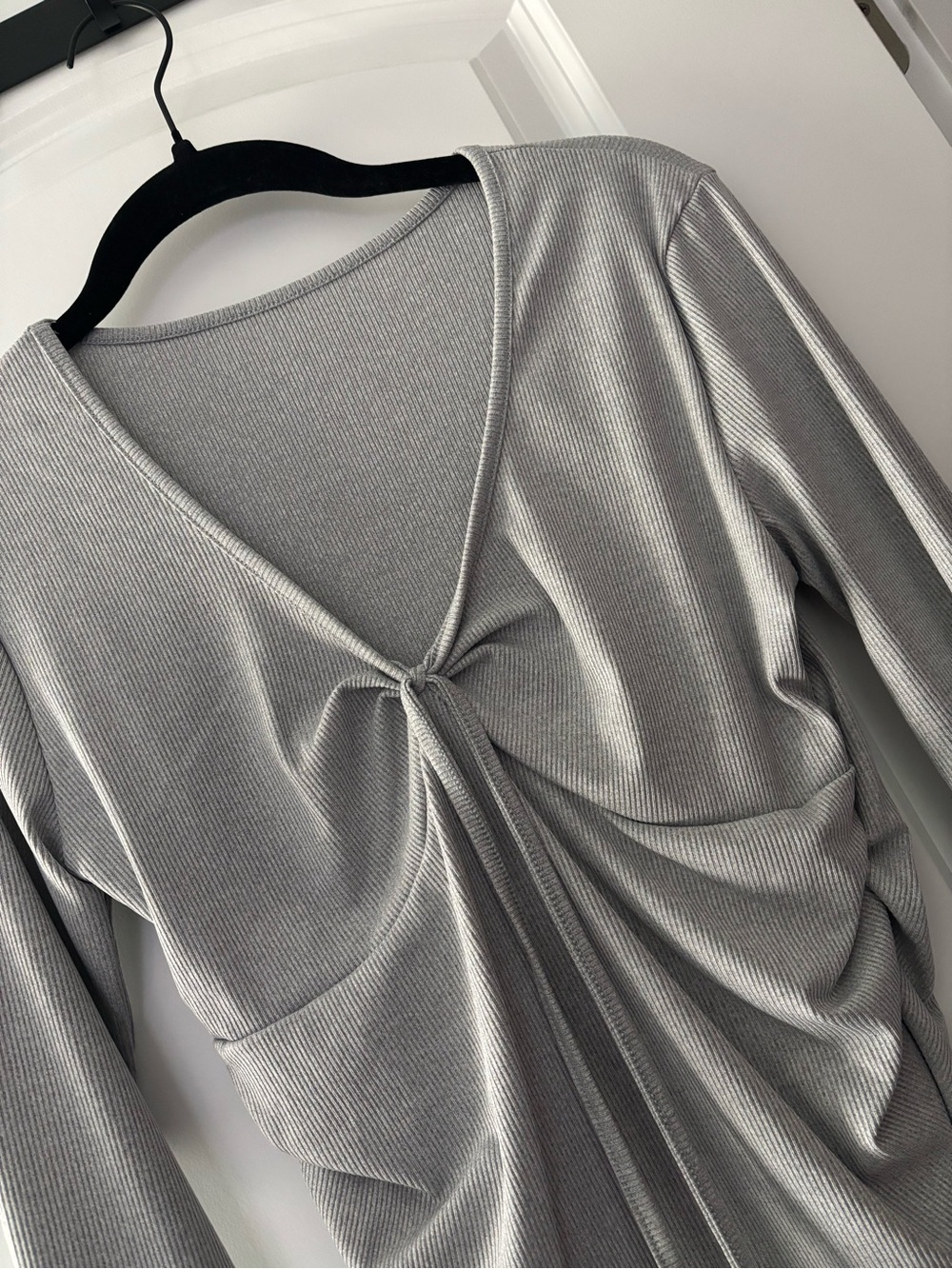 Fashion Nova Silver Tie-Front Long Sleeve Top - Picture 2 of 3